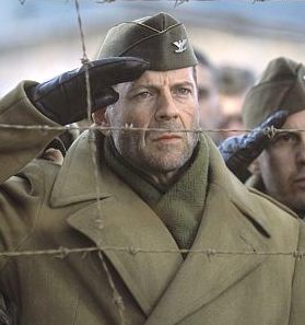 bruce_willis_army_salute.jpg