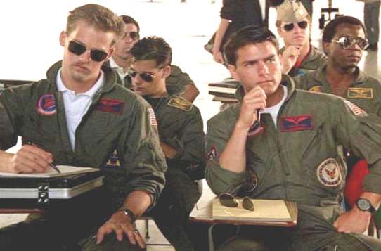 Anthony Edwards as 'Goose' and Tom Cruise as 'Maverick'