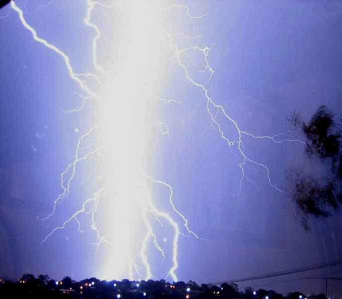 Rocket Lightning, Queanbeyan, Australia