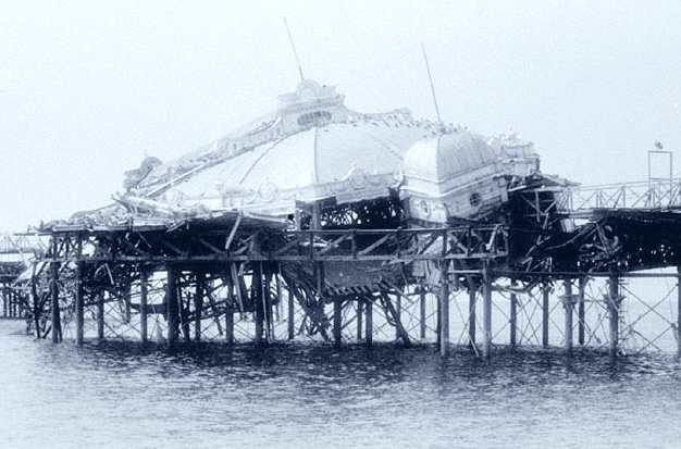 The West Pier concert hall collapse before the fire