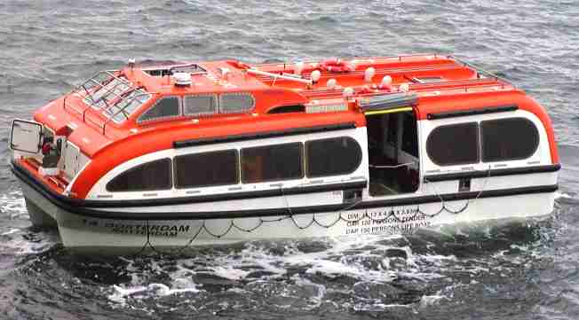 Catamaran twin hull lifeboat tender
