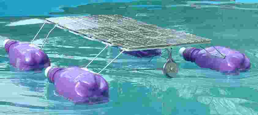 Quad hull, experimental solar powered model boat