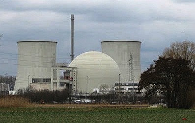 A nuclear (atomic fission) power station in France