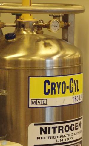 Nitrogen liquid cryogenic tank