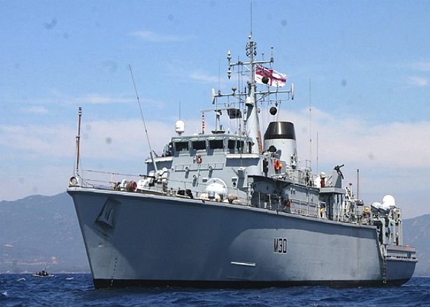 HMS Ledbury, Royal Navy mine hunter, Sardinia, NATO countermeasures