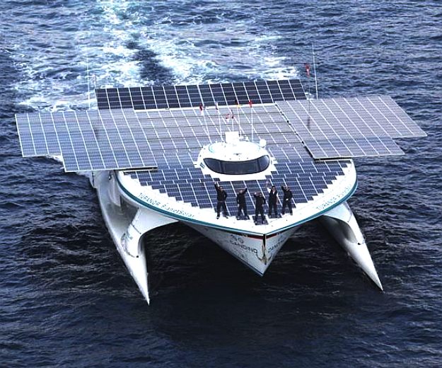 Turanor_PlanetSolar, world first solar powered navigation