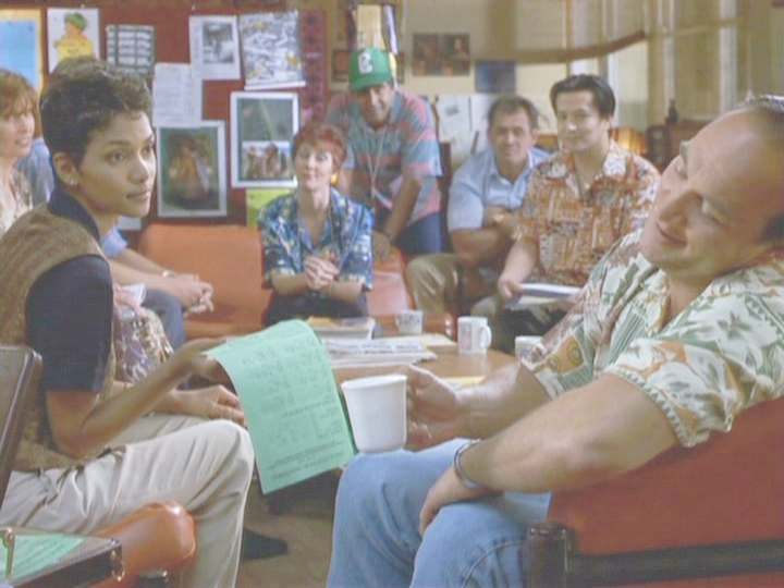 Teachers meeting - Halle Berry and James Belushi