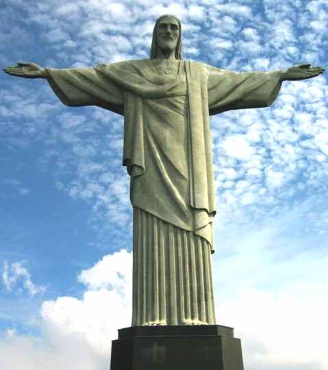 Giant statue of Jesus, known as Christ the Redeemer ('Cristo Redentor')