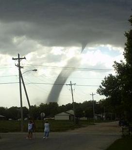 Tornado landspout near North Platte, Nebraska on May 22, 2004
