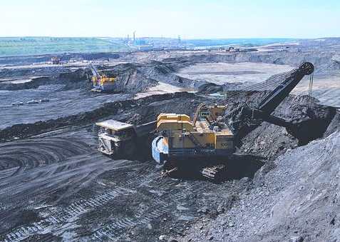 Alberta mining tar sands